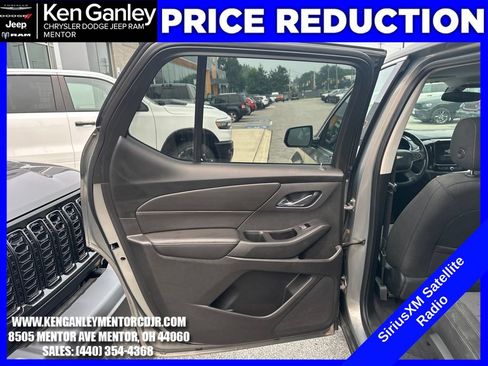 Used 2018 Chevrolet Traverse LT FWD image 21