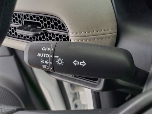 Certified 2026 Honda HR-V LX image 24