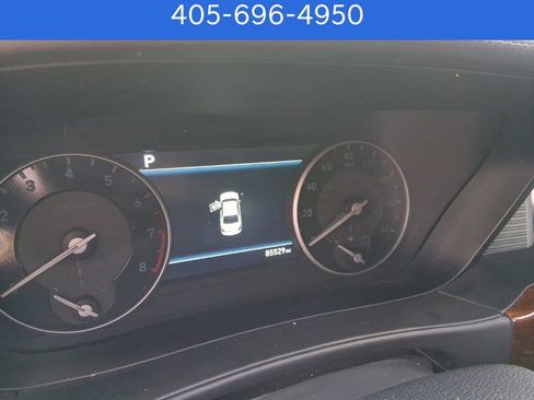 Used 2018 Genesis G90 3.3T Premium image 16