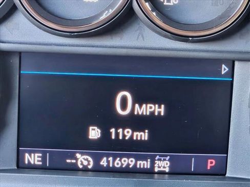 Used 2020 Chevrolet Silverado 1500 LT Trail Boss image 14