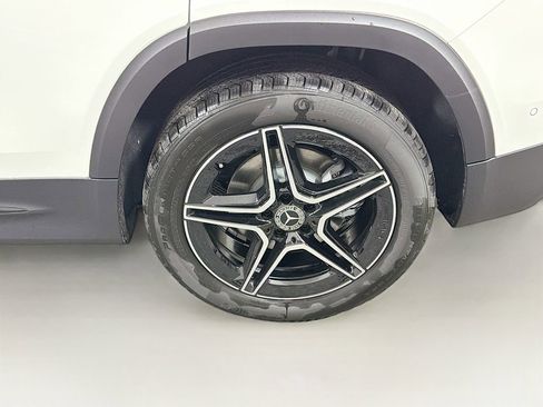 New 2026 Mercedes-Benz GLB 250 4MATIC image 34