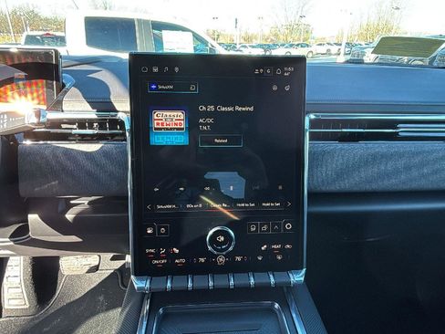 New 2026 GMC Sierra EV Elevation image 17