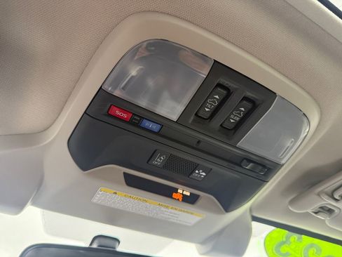 Certified 2023 Subaru Crosstrek 2.5i Limited image 18