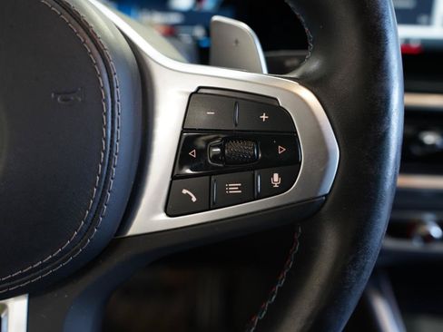 Used 2024 BMW X6 M60i AWD/4WD image 16