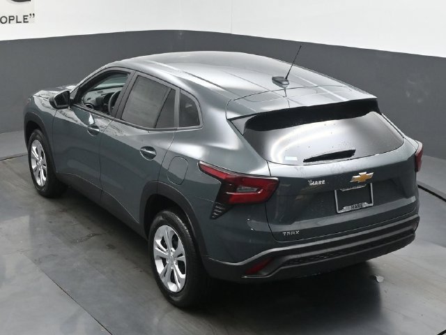 New 2026 Chevrolet Trax LS FWD image 19