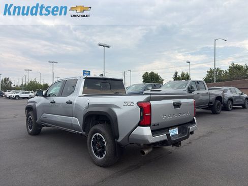 Used 2024 Toyota Tacoma 4x4 Double Cab image 5