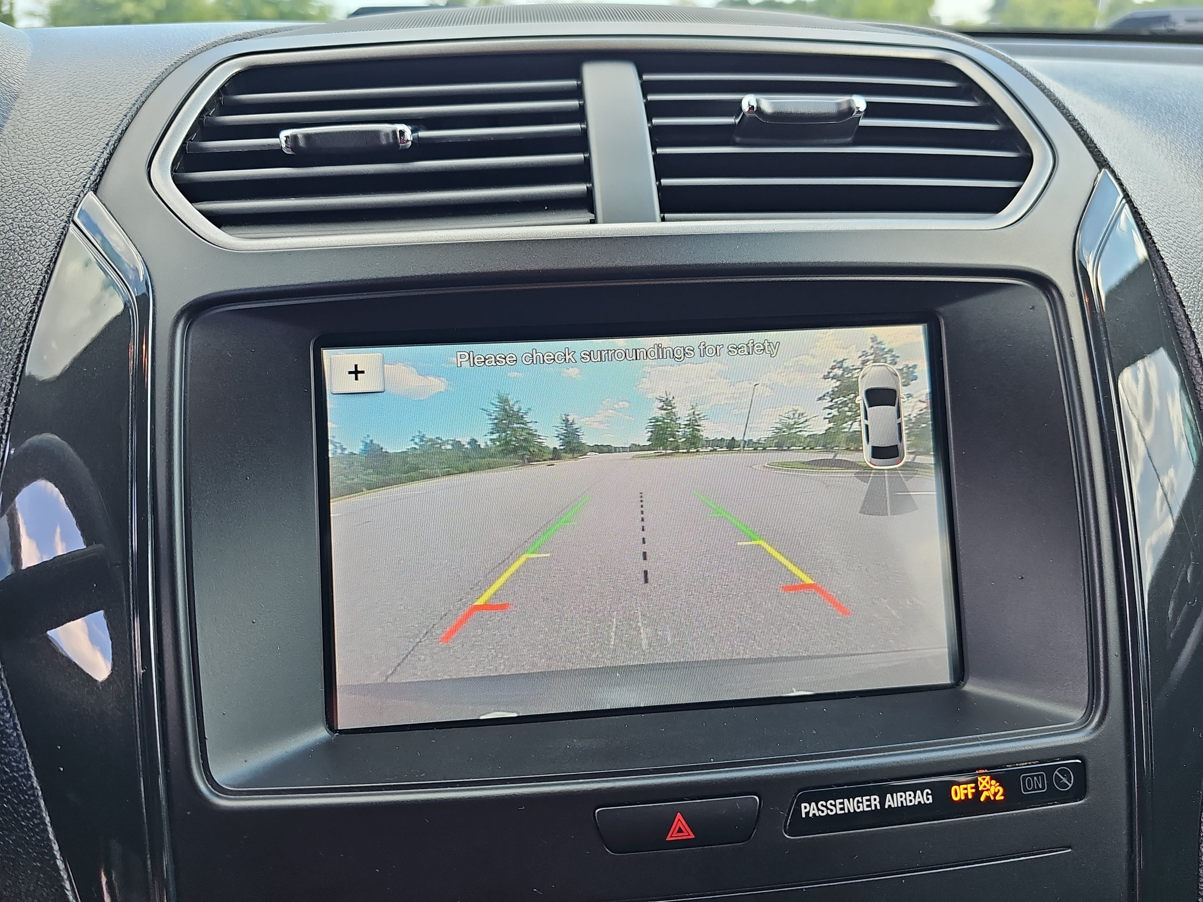 Used 2019 Ford Explorer XLT w/ Equipment Group 201A FWD image 24