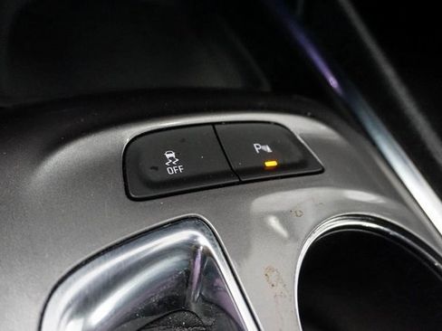 Used 2024 Chevrolet Malibu LT image 25