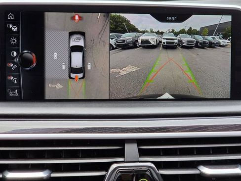 Used 2017 BMW 750i RWD image 23