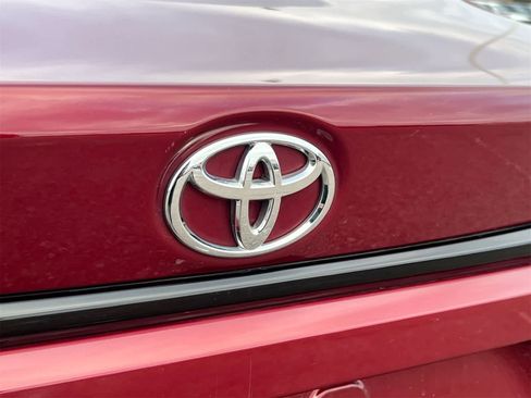 Used 2022 Toyota Corolla LE image 12