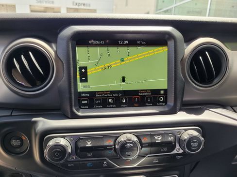 Used 2023 Jeep Wrangler Unlimited w/ 8.4" Radio Group AWD/4WD image 22
