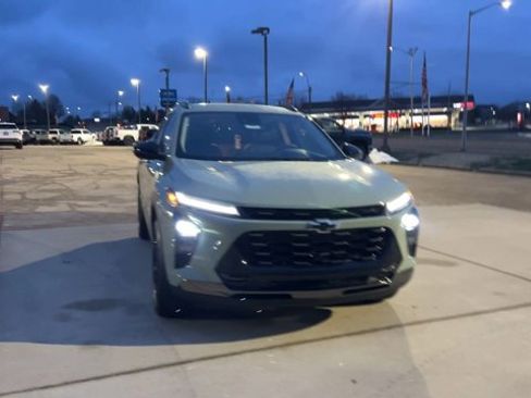 New 2026 Chevrolet Trax ACTIV w/ Driver Confidence Package image 3