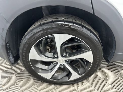 Used 2018 Hyundai Tucson Sport FWD image 18