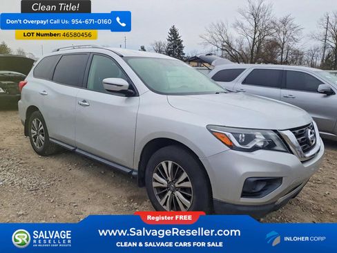 Used 2018 Nissan Pathfinder S image 5