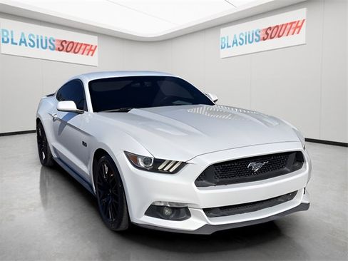 Used 2017 Ford Mustang GT w/ GT Performance Package image 1