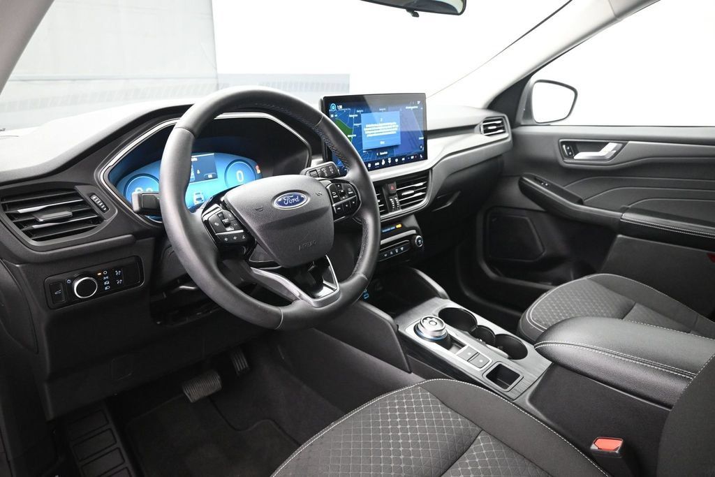 Used 2023 Ford Escape Active w/ Tech Pack #2 FWD image 18