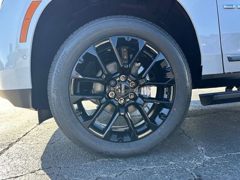 New 2026 GMC Yukon XL Denali w/ Sun & Power Step Package image 12