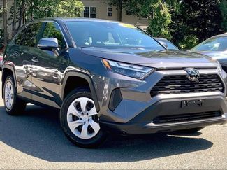 Used 2024 Toyota RAV4 LE AWD/4WD video 1