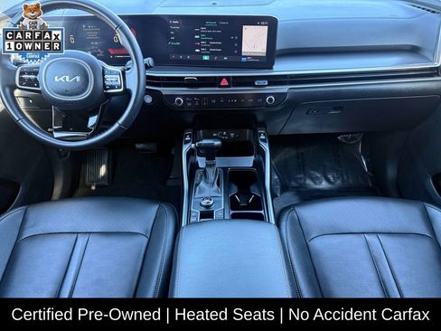 Certified 2024 Kia Sorento S image 10