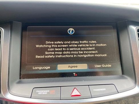 Used 2014 Hyundai Equus Signature RWD image 20