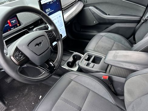 Used 2025 Ford Mustang Mach-E GT image 9