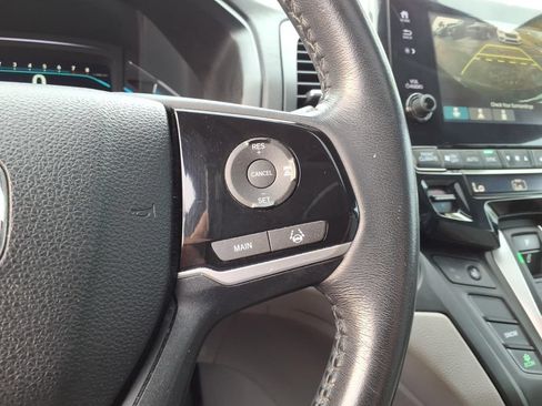 Used 2019 Honda Odyssey EX-L image 19