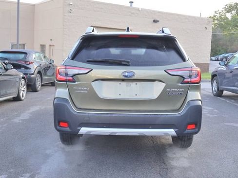 Used 2024 Subaru Outback Touring XT AWD/4WD image 5