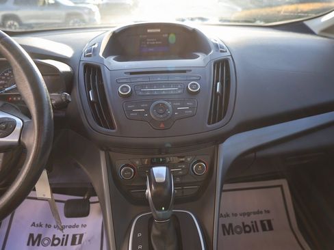 Used 2017 Ford C-MAX Energi SE image 14