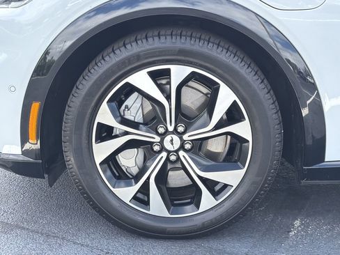 Used 2023 Ford Mustang Mach-E Premium AWD/4WD image 35