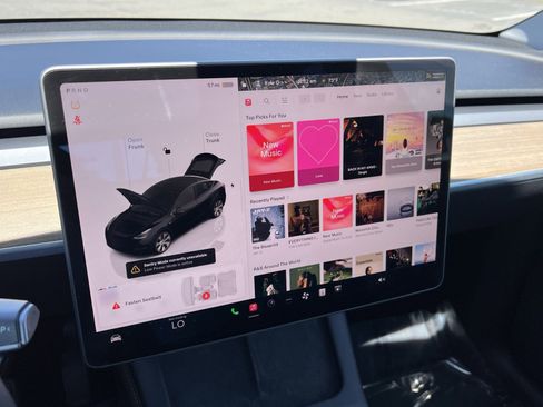 Used 2023 Tesla Model Y Long Range AWD/4WD image 19