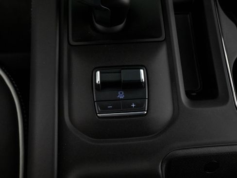 Used 2025 GMC Sierra 1500 AT4X AWD/4WD image 39