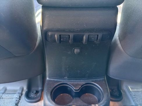 Used 2014 Jeep Wrangler Unlimited Sahara w/ Connectivity Group image 14