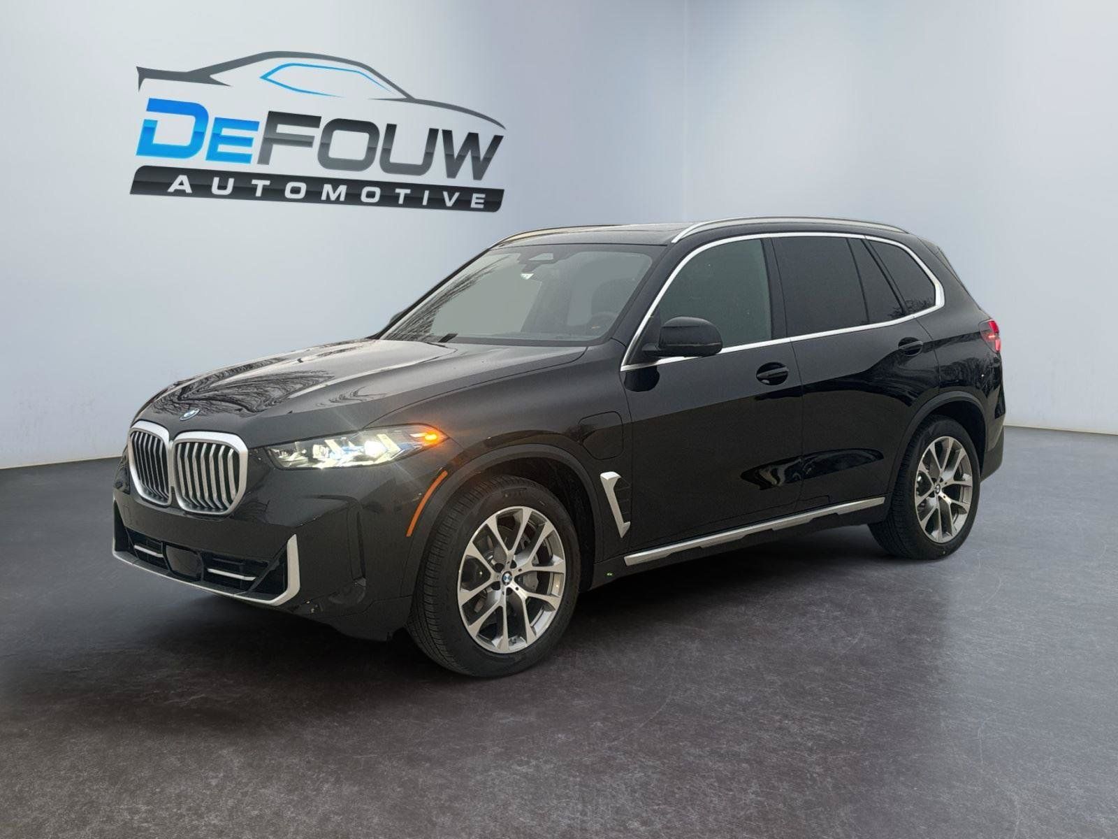 Used 2026 BMW X5 xDrive50e w/ Climate Comfort Package AWD/4WD image 7