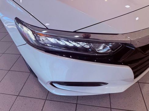 Used 2018 Honda Accord EX-L image 14