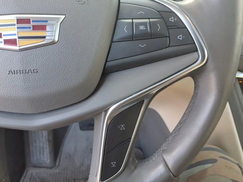 Used 2018 Cadillac XT5 Luxury w/ Driver Awareness Package image 29