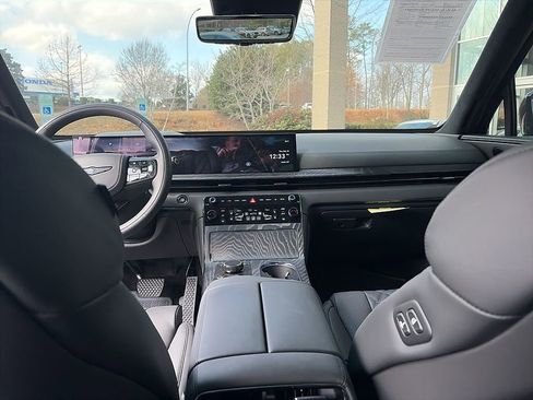 Used 2026 Genesis GV80 3.5T Prestige image 6