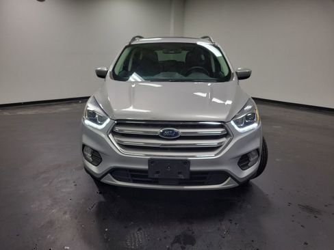 Used 2019 Ford Escape SEL image 2