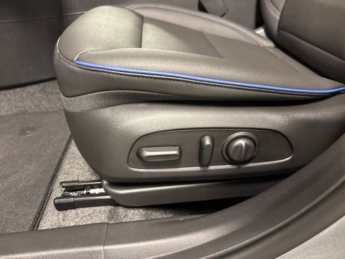 New 2026 Buick Envista Sport Touring w/ Convenience I Package FWD image 24