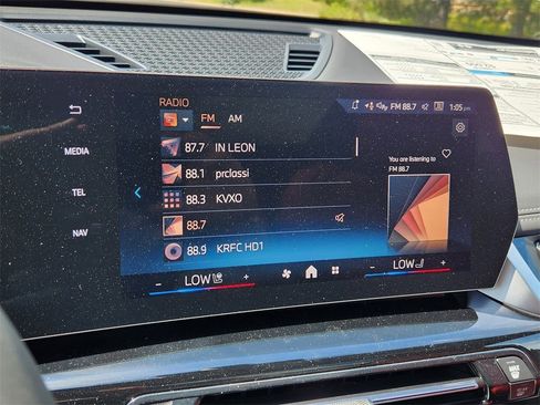 Used 2025 BMW X1 xDrive28i w/ Premium Package image 13