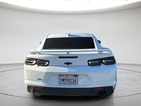 Used 2020 Chevrolet Camaro SS RWD image 7