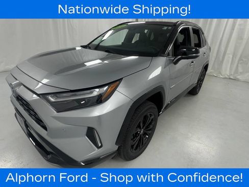 Used 2024 Toyota RAV4 XSE w/ Advanced Technology Package AWD/4WD image 7