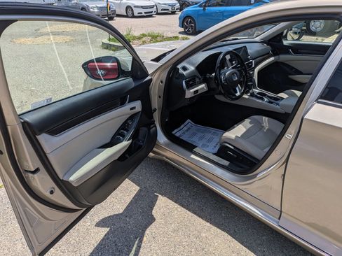 Used 2020 Honda Accord EX-L image 21