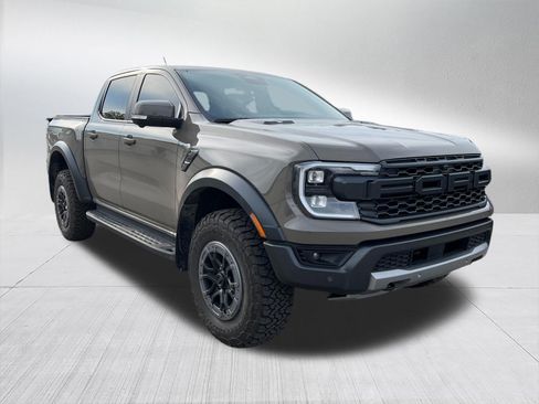 Used 2025 Ford Ranger Raptor AWD/4WD image 3