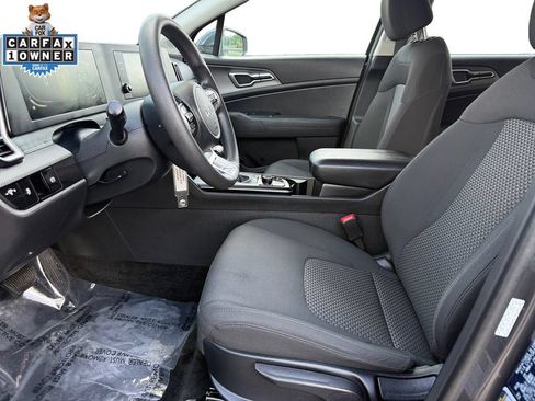 Certified 2023 Kia Sportage LX AWD/4WD image 9