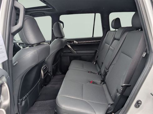 Certified 2023 Lexus GX 460 Premium w/ Premium Package AWD/4WD image 17