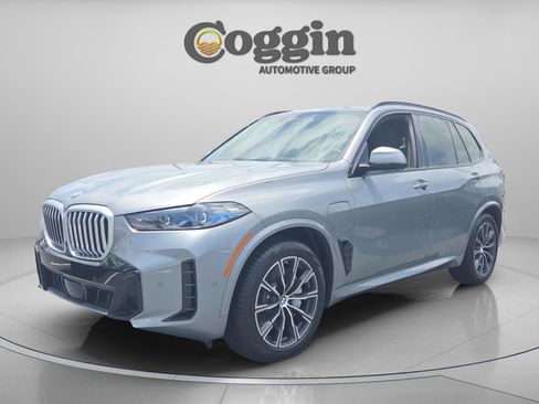 Used 2026 BMW X5 xDrive50e w/ Executive Package AWD/4WD image 1