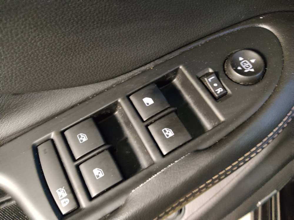 Used 2016 Buick Envision Premium AWD/4WD image 27