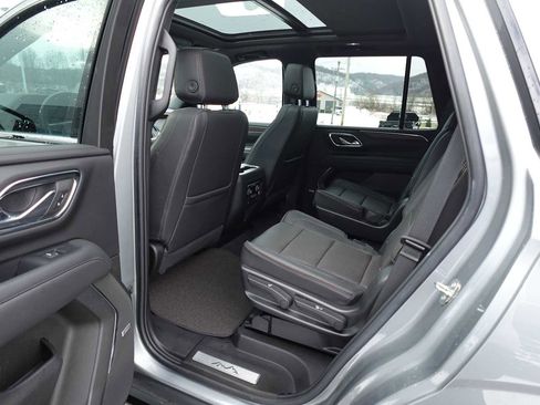 Used 2023 Chevrolet Tahoe High Country w/ Premium Package AWD/4WD image 27
