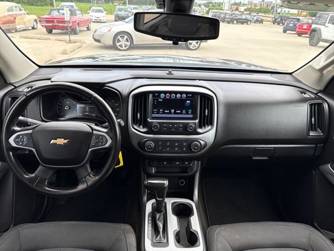 Used 2018 Chevrolet Colorado LT w/ LT Convenience Package AWD/4WD image 23