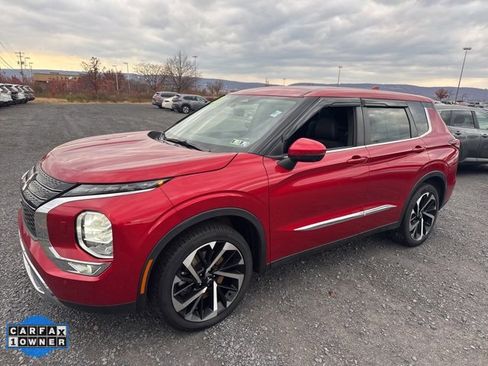 Used 2022 Mitsubishi Outlander SE image 48